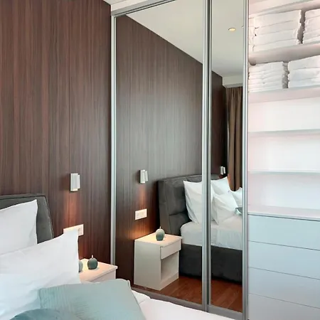 アパート Arkadija Lux River And Tower View *