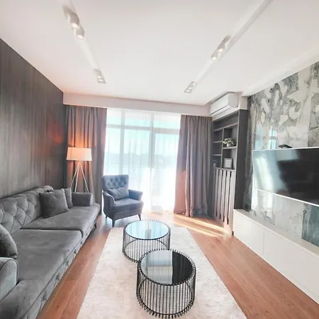 Arkadija Lux River And Tower View * ベオグラード